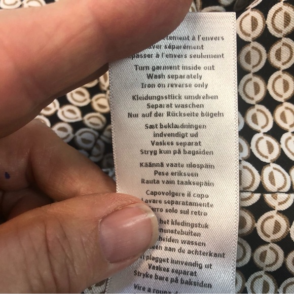 UP! Pull On Pant Geometric Design Border Pattern Tummy Control Cropped - Picture 8 of 8